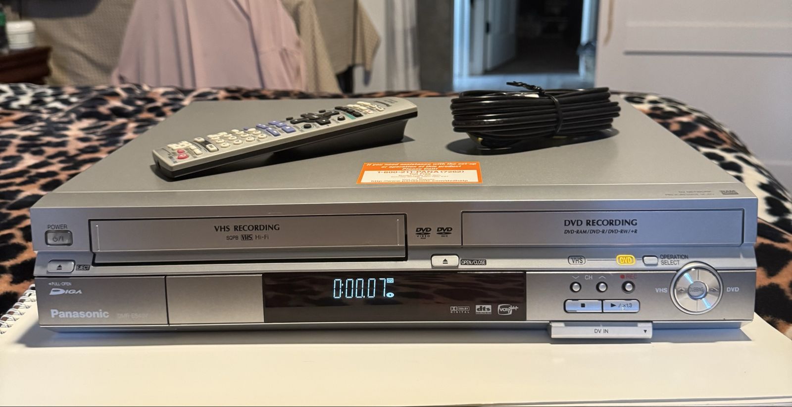 Panasonic DMR-ES40V DVD Recorder /VCR Combo with Remote Control Tested Working
