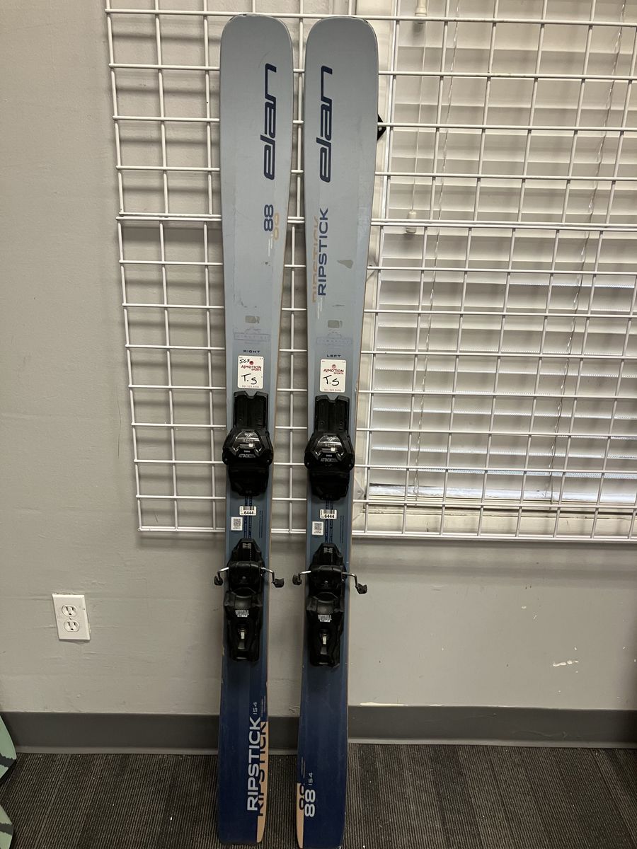 Lightly Used Elan Ripstick 88W 154cm Skis w/ Tyrollia Attack LYT 11