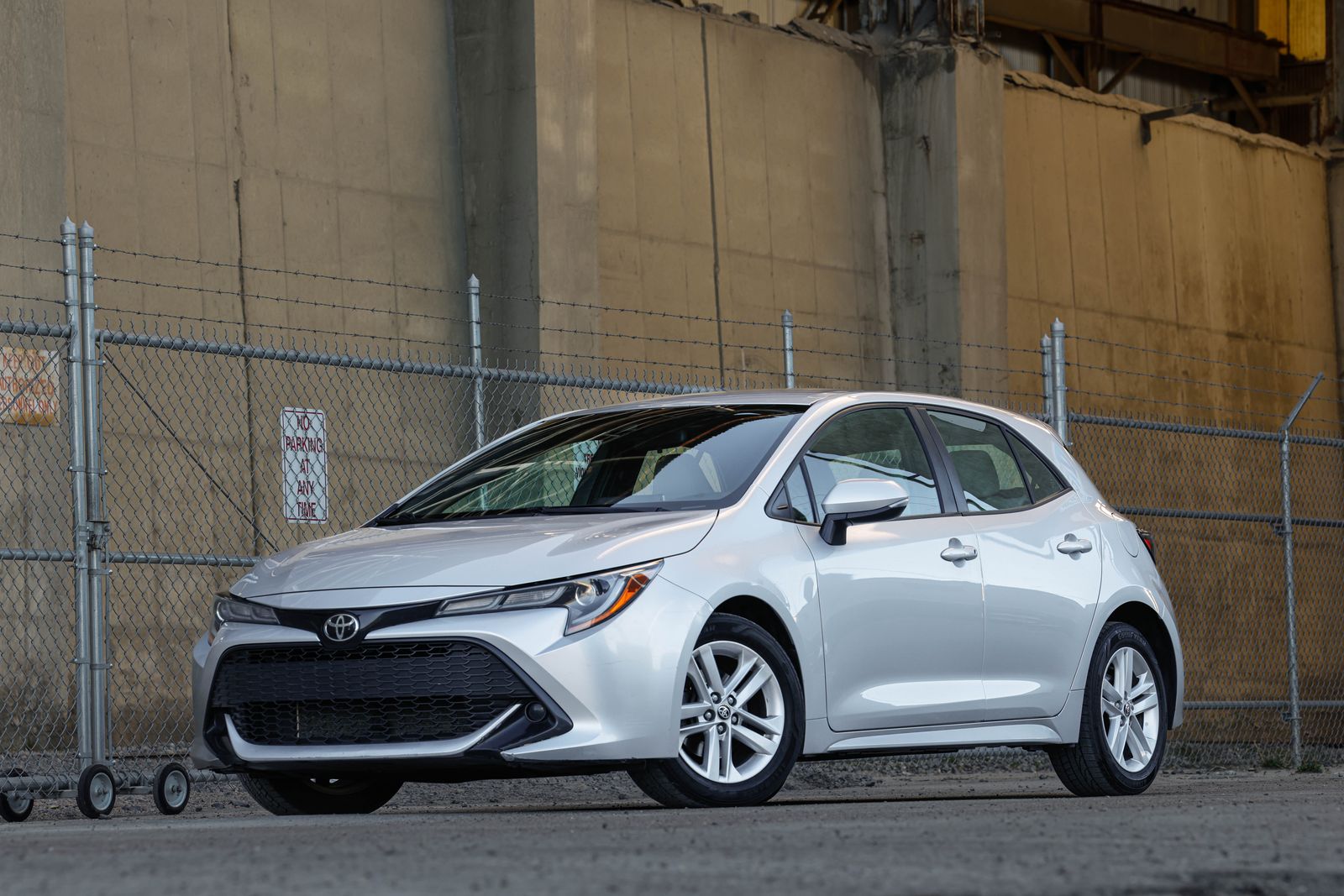 2019 TOYOTA COROLLA SE