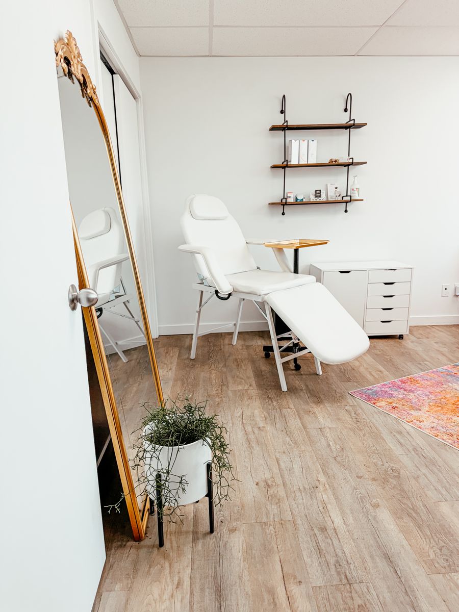 Booth & Treatment Room Rental Available – HYV Aesthetic Co. – Riverdale, UT