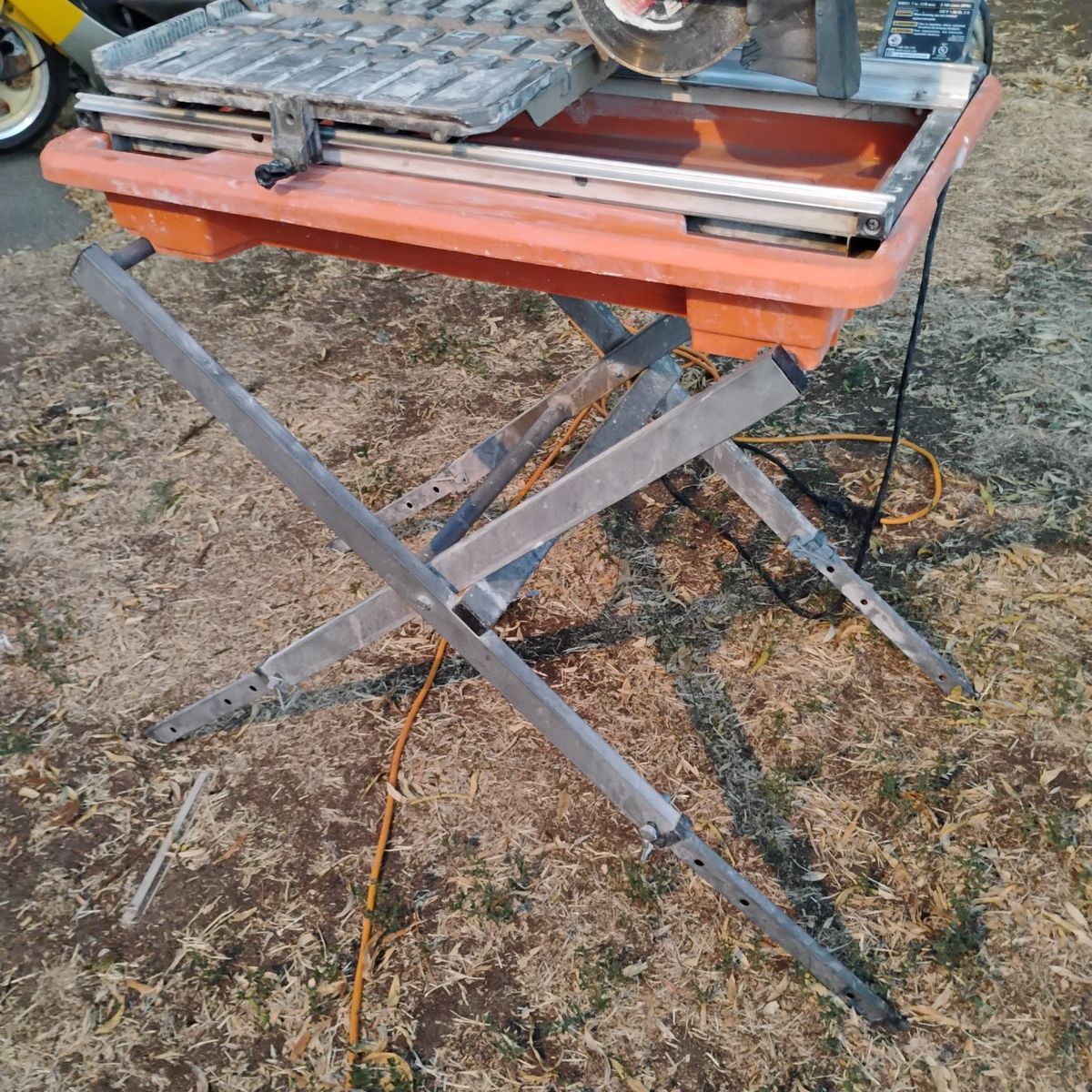 Main image 6