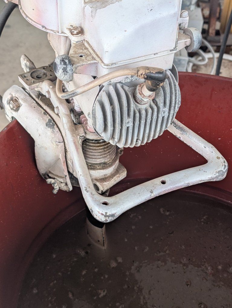 Main image 6