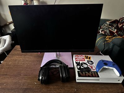 Xbox One S Gaming Setup Bundle with HP Monitor, Controller, and Headset