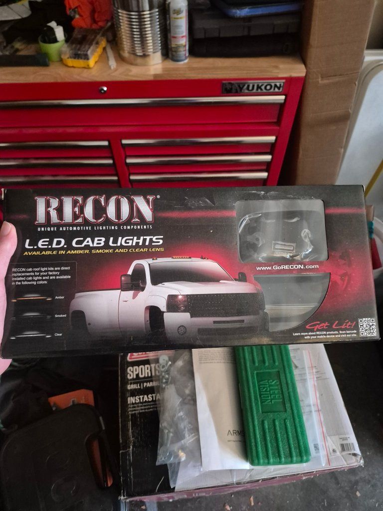 RECON 264156WHBK LED Cab Lights Kit - White/Clear Lens for 07.5-14 Chevy/GMC Trucks