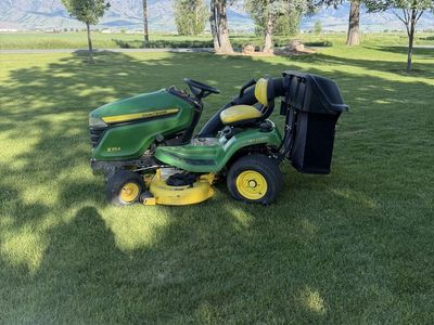 JOHN DEERE RIDING LAWNMOWER FOR SALE