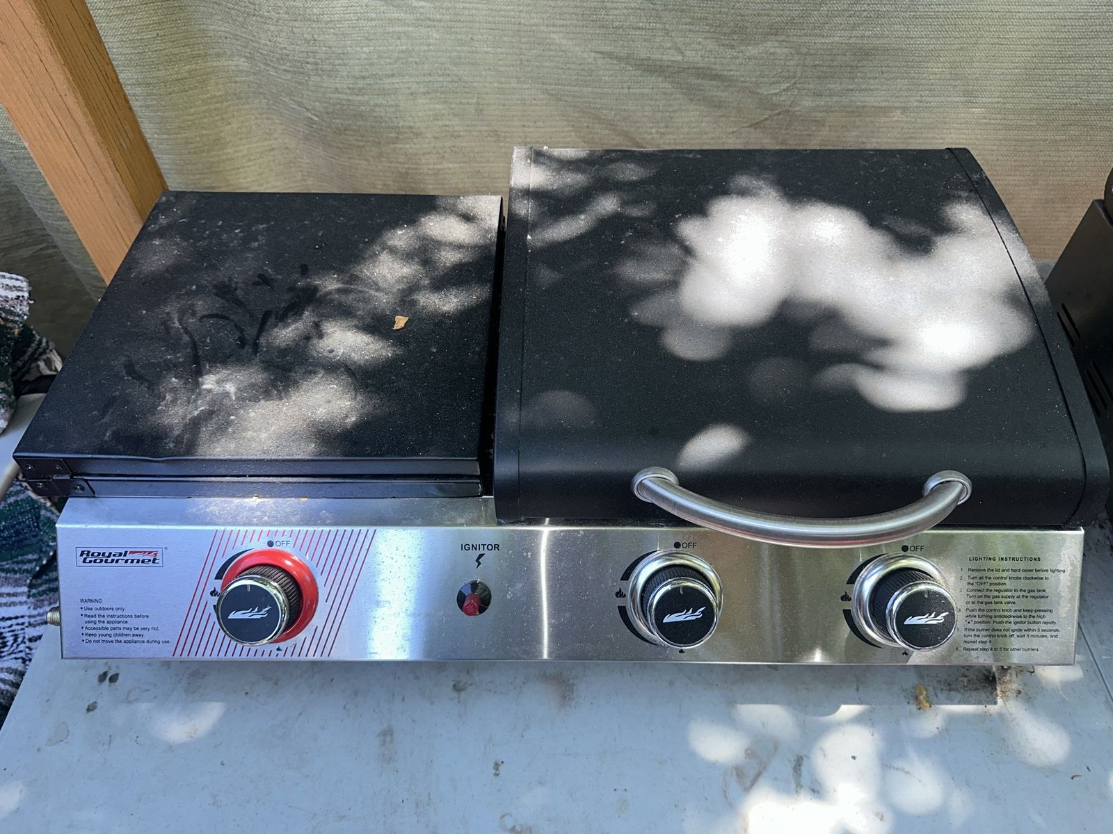 Royal Gourmet 3-Burner Portable Gas Grill and Griddle Combo