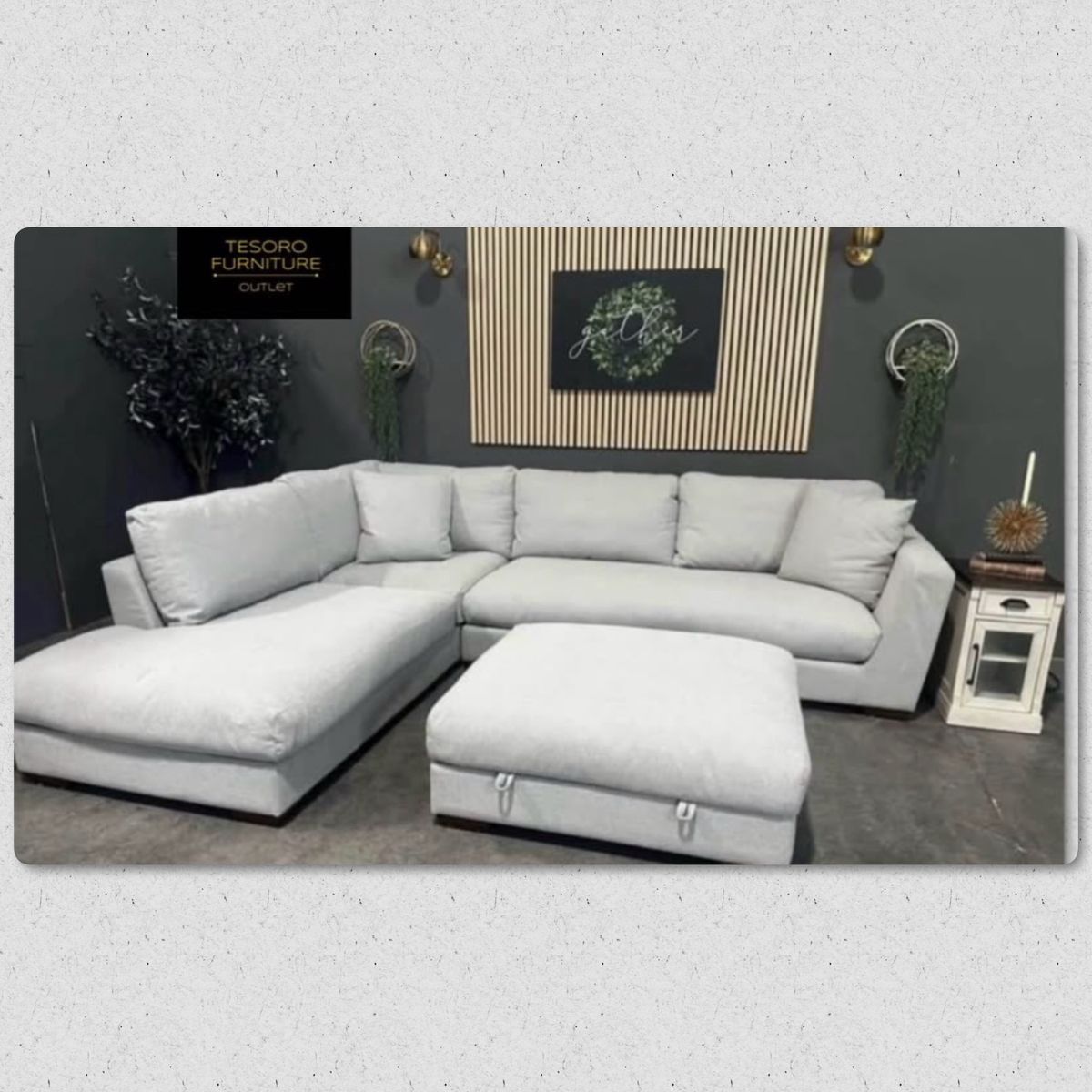 HENREDON MODERN SECTIONAL AND OTTOMAN