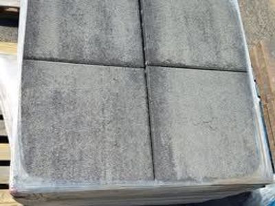 Stardust Stepping Stones 18x18 - The Lunar Gray 18-inch paver