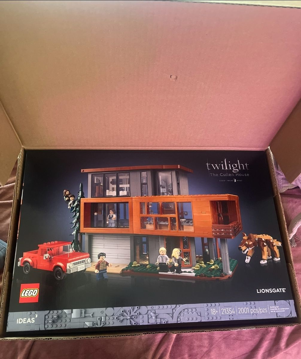 LEGO Twilight: Cullen House Set – New & Sealed
