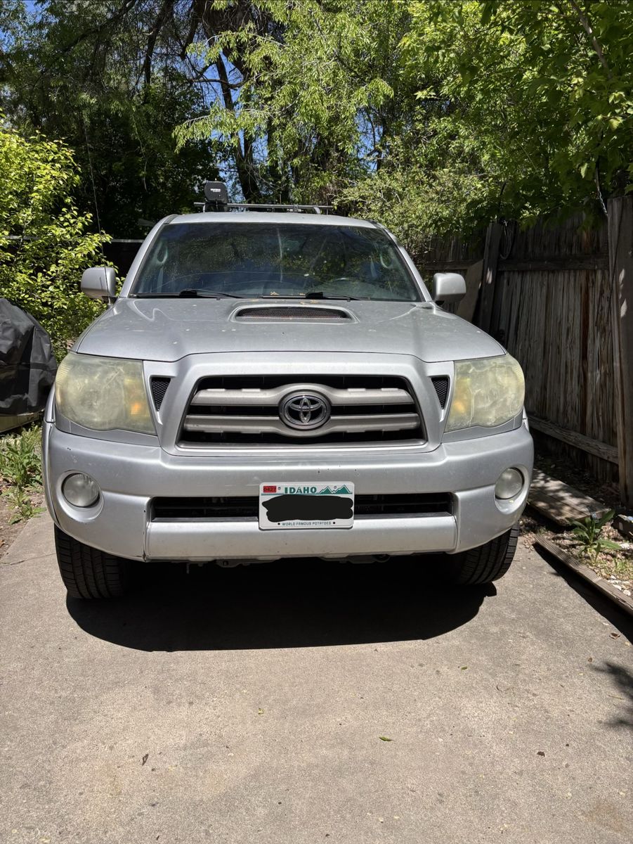 2010 TOYOTA TACOMA SR5