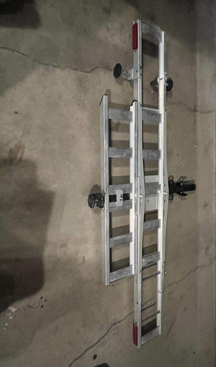 HAUL MASTER MOTORCYCLE CARRIER