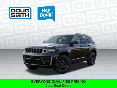 2026 Jeep Grand Cherokee Laredo Altitude