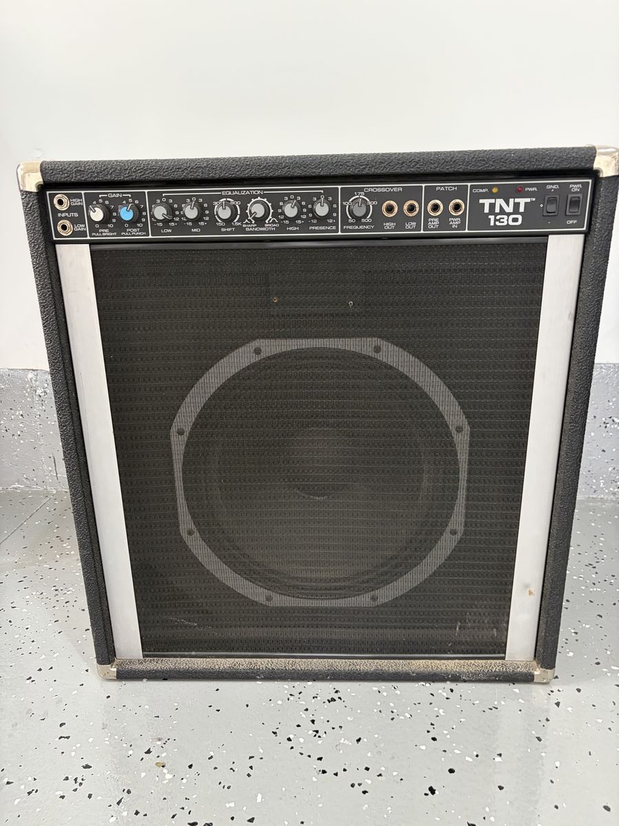 Peavey TNT 130 Bass Guitar Combo Amplifier - Vintage 1980s 130W,