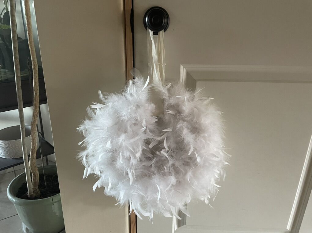 New White Feather Wreath W/ Ivory Ribbon Hanger