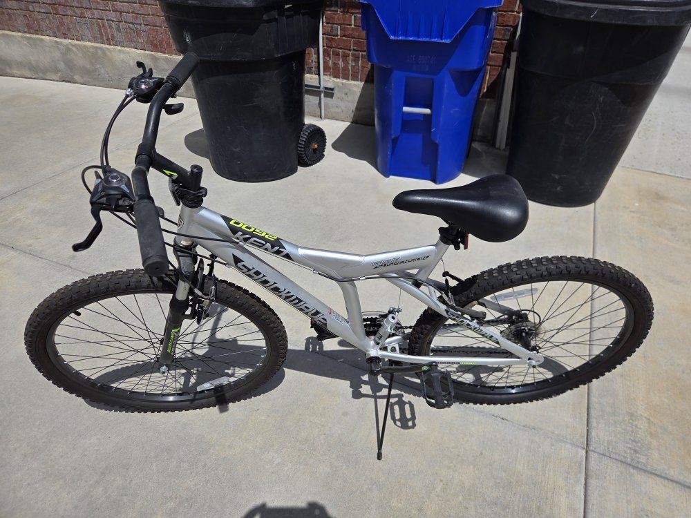 Kent 2600 Shockwave Mountain Bike 21 Speed