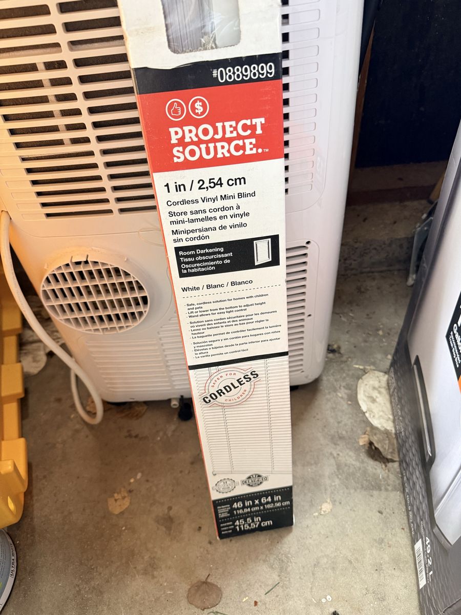 Brand new mini blinds