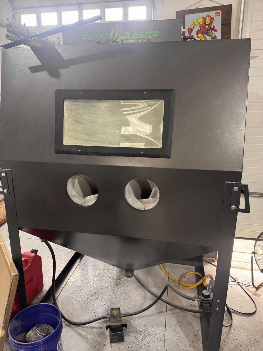 Large Blasting Media Cabinet