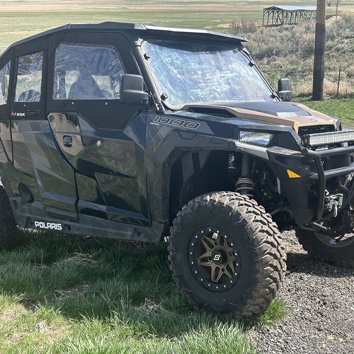 2019 Polaris General 4 1000 Ride Command – 4 Seater