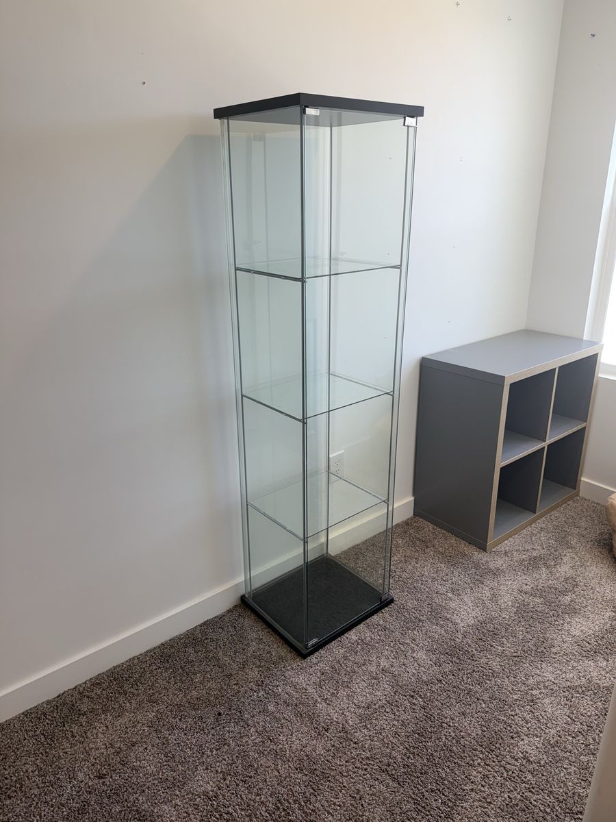 IKEA Detolf Glass Display Cabinet/Curio Cabinet - Black/Clear, 4-Shelf