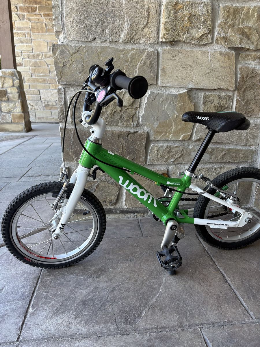 Woom 2 Kids Bike - 14 Inch Green Aluminum Lightweight Bicycle