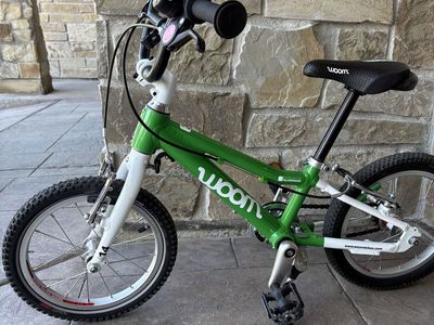 Woom 2 Kids Bike - 14 Inch Green Aluminum Lightweight Bicycle