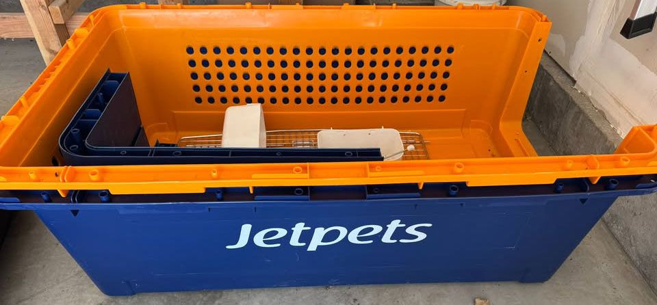 Pet-Express PP100 Airline-Approved Travel Crate – Like New