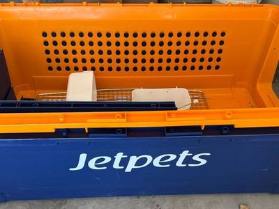 Pet-Express PP100 Airline-Approved Travel Crate – Like New