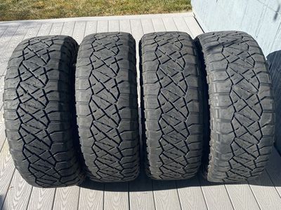 Nitto Ridge Grappler All-Terrain Tires Set of 4 265/65R18