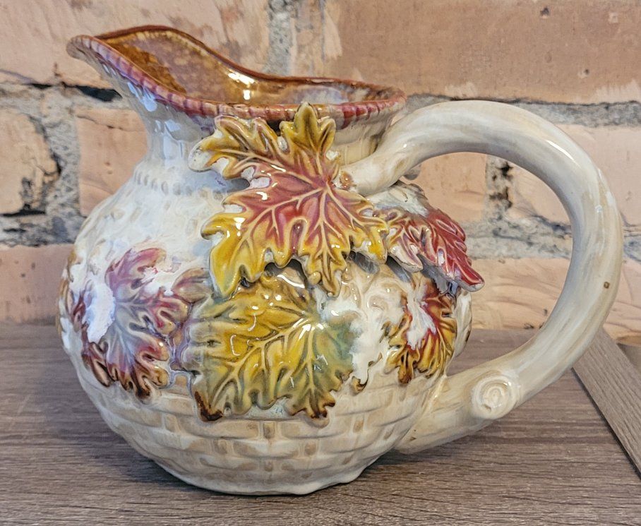 CERAMIC POTTERY WATER PITCHER