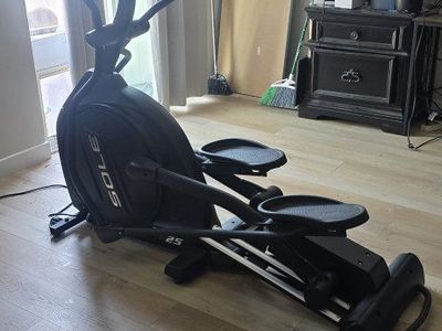 Sole E25 Elliptical Trainer
