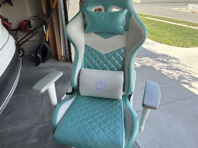 Beautiful Turquoise Techni Sport Game Chair