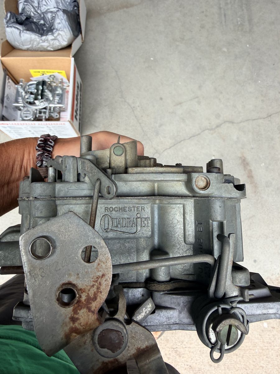 Rochester Quadrajet carb