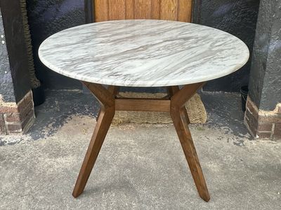 Living Spaces Seville 42" Faux Marble Round Dining Table – Walnut Finish Base