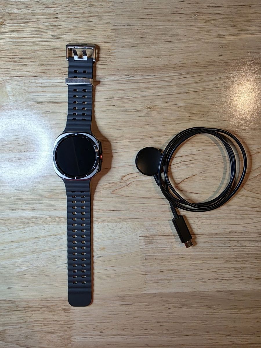 Samsung - Galaxy Watch Ultra Titanium Smartwatch 47mm LTE -Titanium Silver 2025