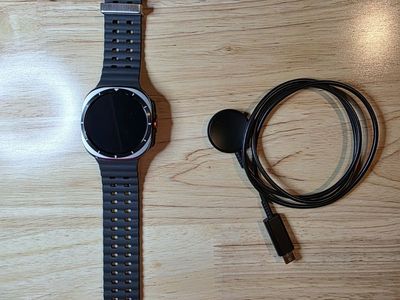 Samsung - Galaxy Watch Ultra Titanium Smartwatch 47mm LTE -Titanium Silver 2025