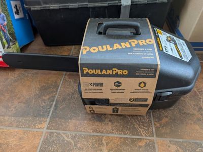 NIB Poulan Pro 30-cc 2-Cycle 20 inch Gas Chainsaw PR5020
