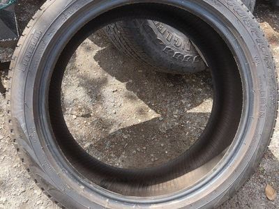 275/40R21Pirelli Scorpion all season (1)