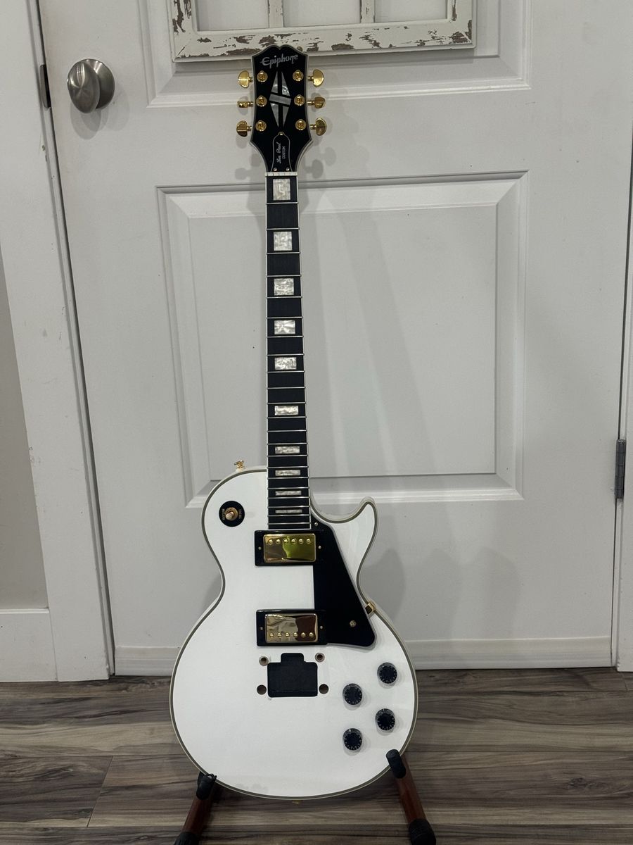 Les Paul Custom Epiphone with Kahler Cut