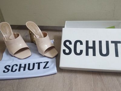 Schutz Divana Verniz Rose Nude Patent Leather Wedge Sandals - USA Size 8B