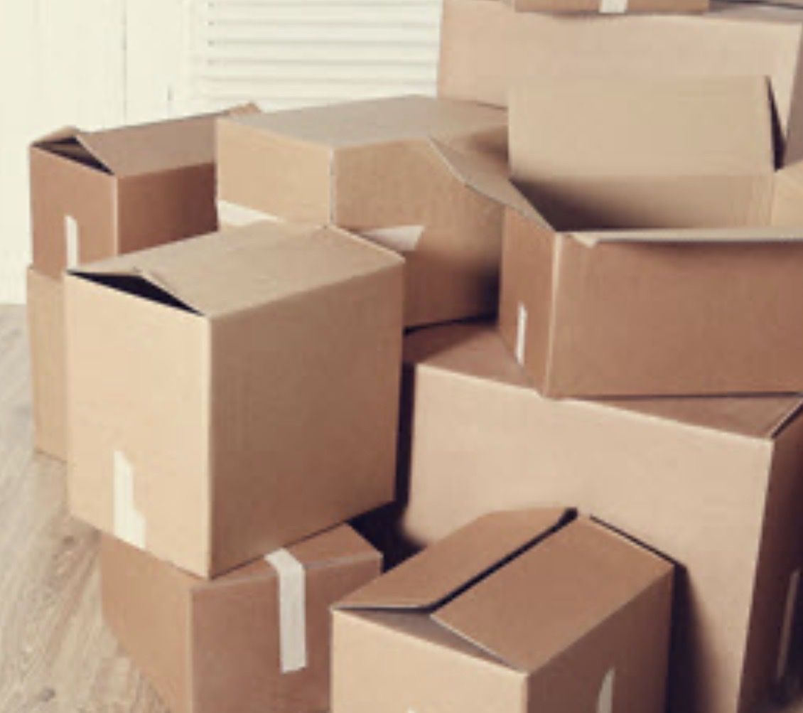 20 Used Moving Boxes - Various Sizes, Good Condition, Eco-Friendly Moving Solution