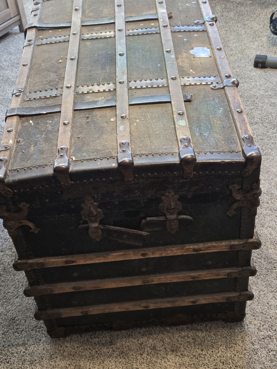 Main image 4