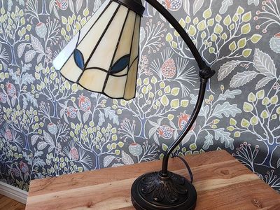 Vintage Style Stained Glass Desk Lamp, Antique Bronze Finish