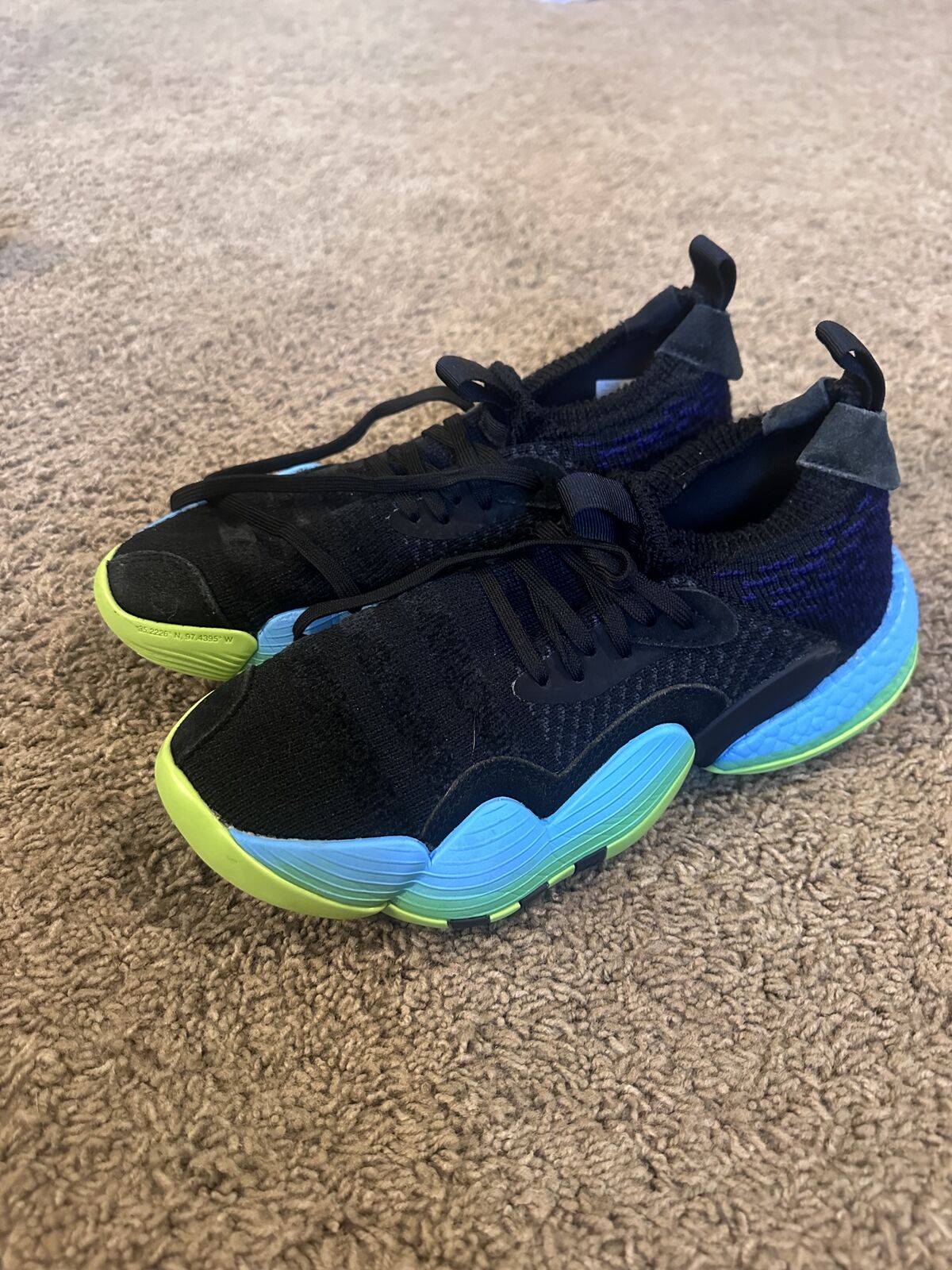 Basketball Shoes Size 7