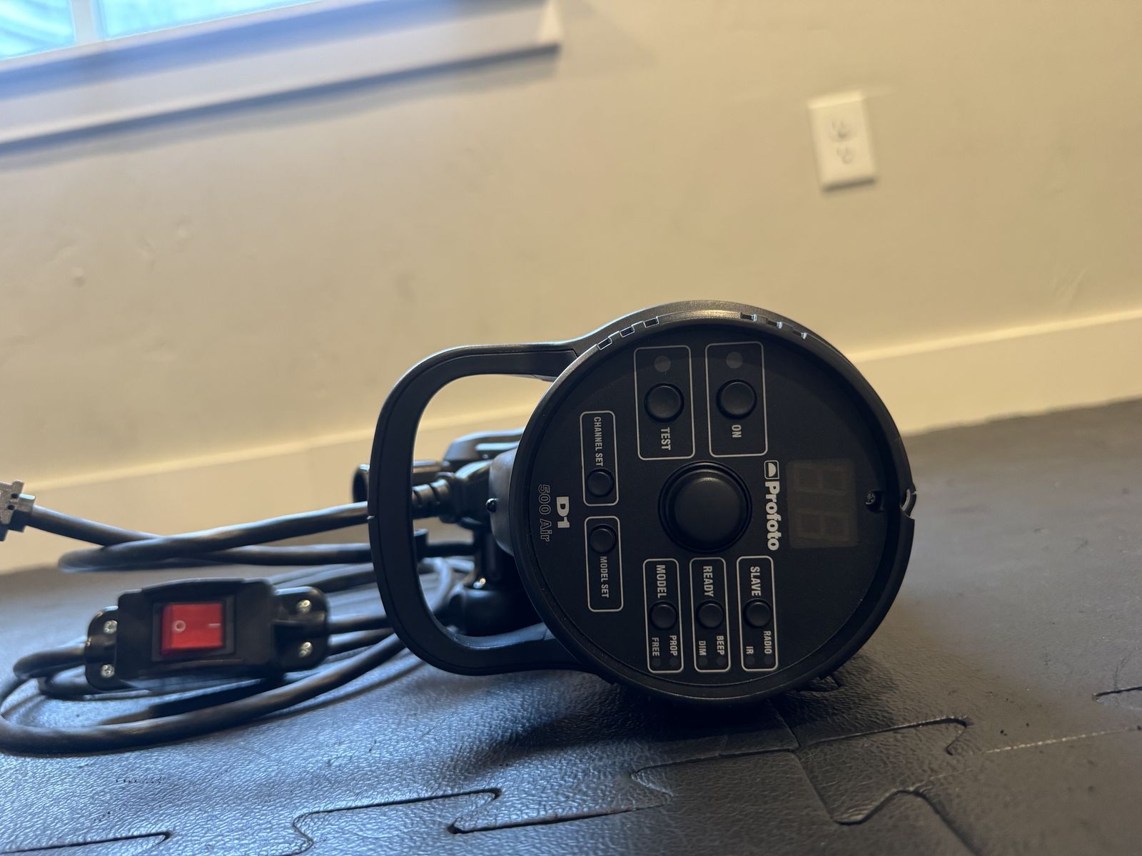 Profoto D1 500 Air monolight and Profoto Air Sync wireless trigger
