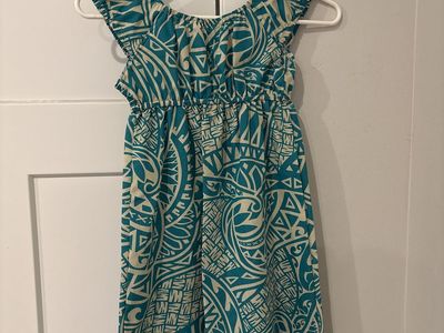 Hawaiian Dress Size 8