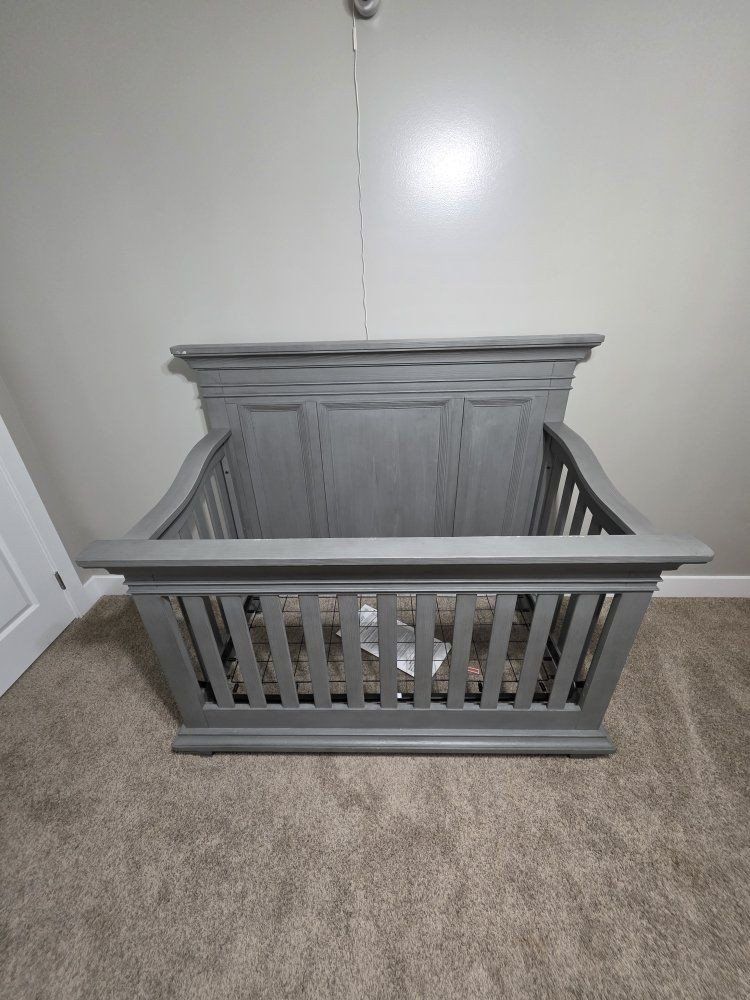 Baby Crib (4-in-1), Mattress & Sheet Protector