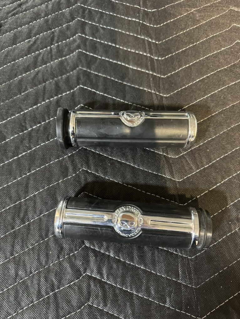 Willie G Skull grips