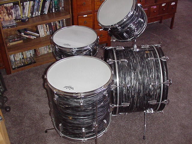 Black oyster maple 1965 Beatle set