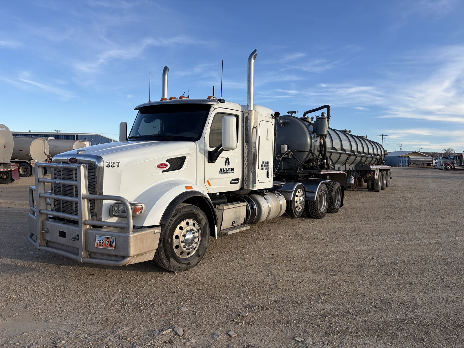 2016 Peterbilt 567 Sleeper Truck and 2013 Galyean 180bbl Vacuum Tank Trailer