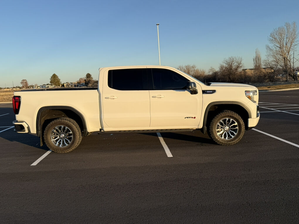2021 GMC 1500 AT4